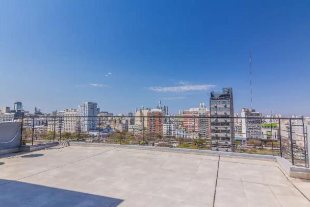 Apartamento Encanto Porteno: Ubicacion Ideal, Balcon Y Piscina *