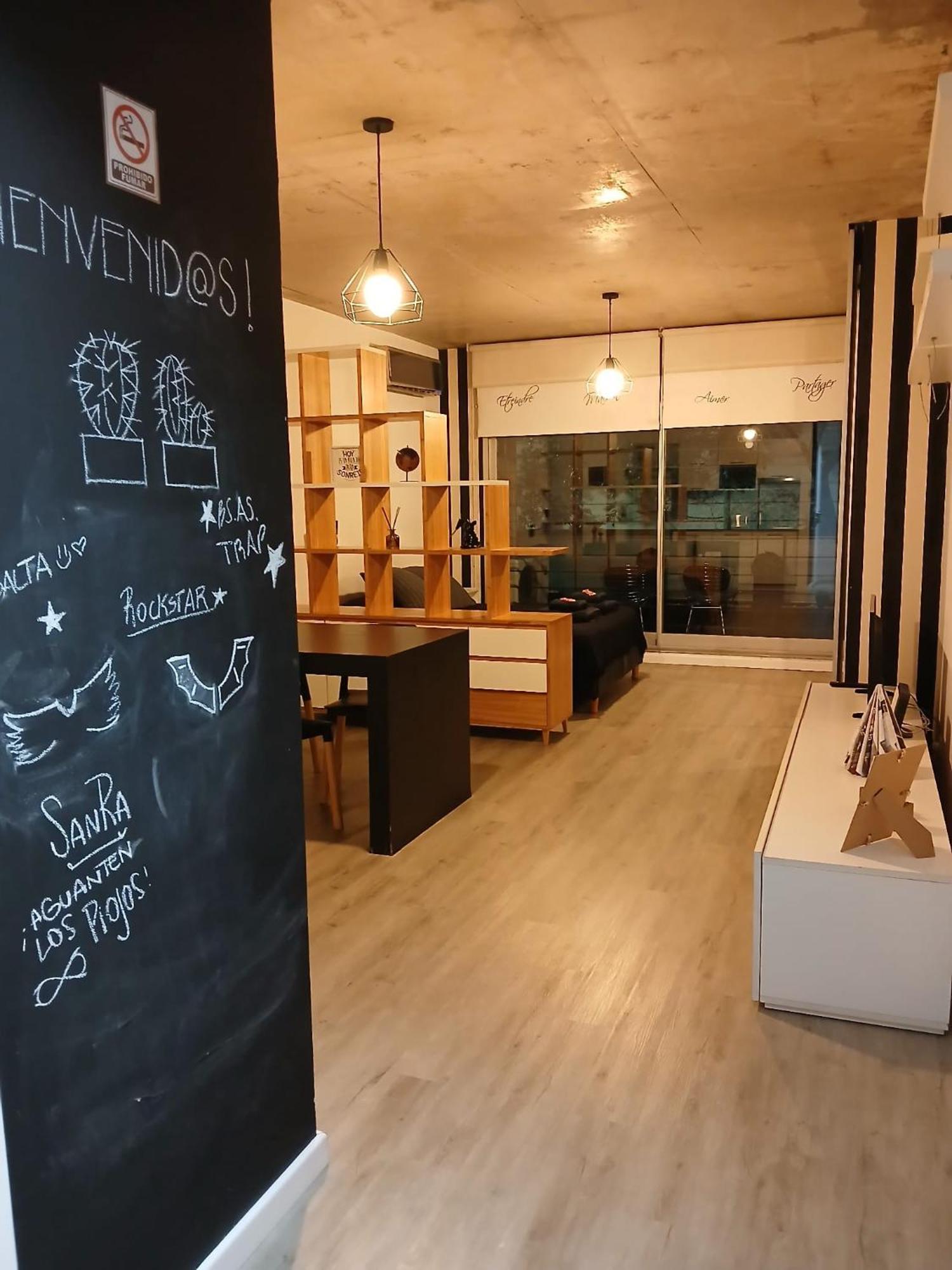 Apartamento Encanto Porteno: Ubicacion Ideal, Balcon Y Piscina Buenos Aires